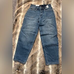 NWT-Judy Blue Dark Wash Straight Barrel Leg Heigh Waist Jeans 3/26